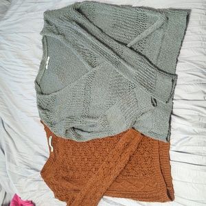 2 Maurice's sweaters